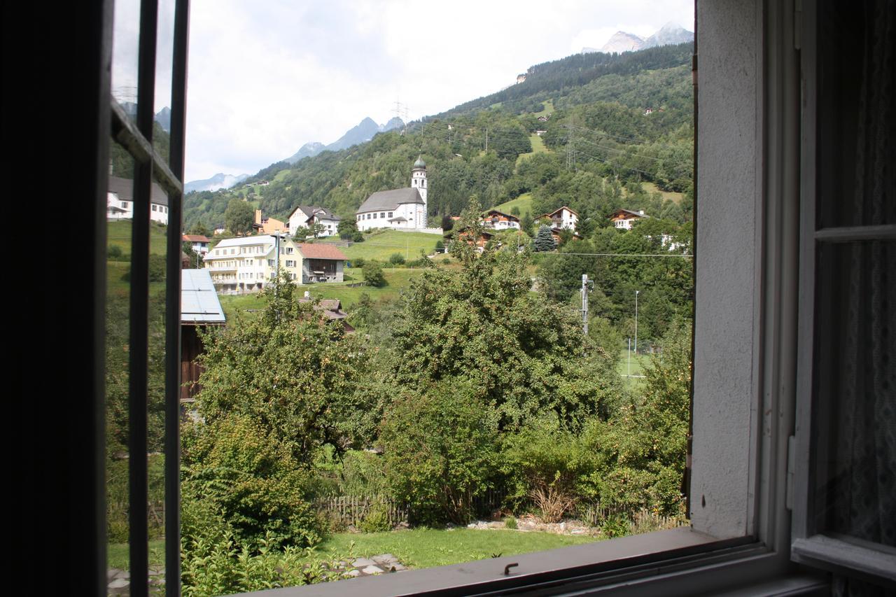 Ustria Crusch Alva Bed and Breakfast Tavanasa Eksteriør billede